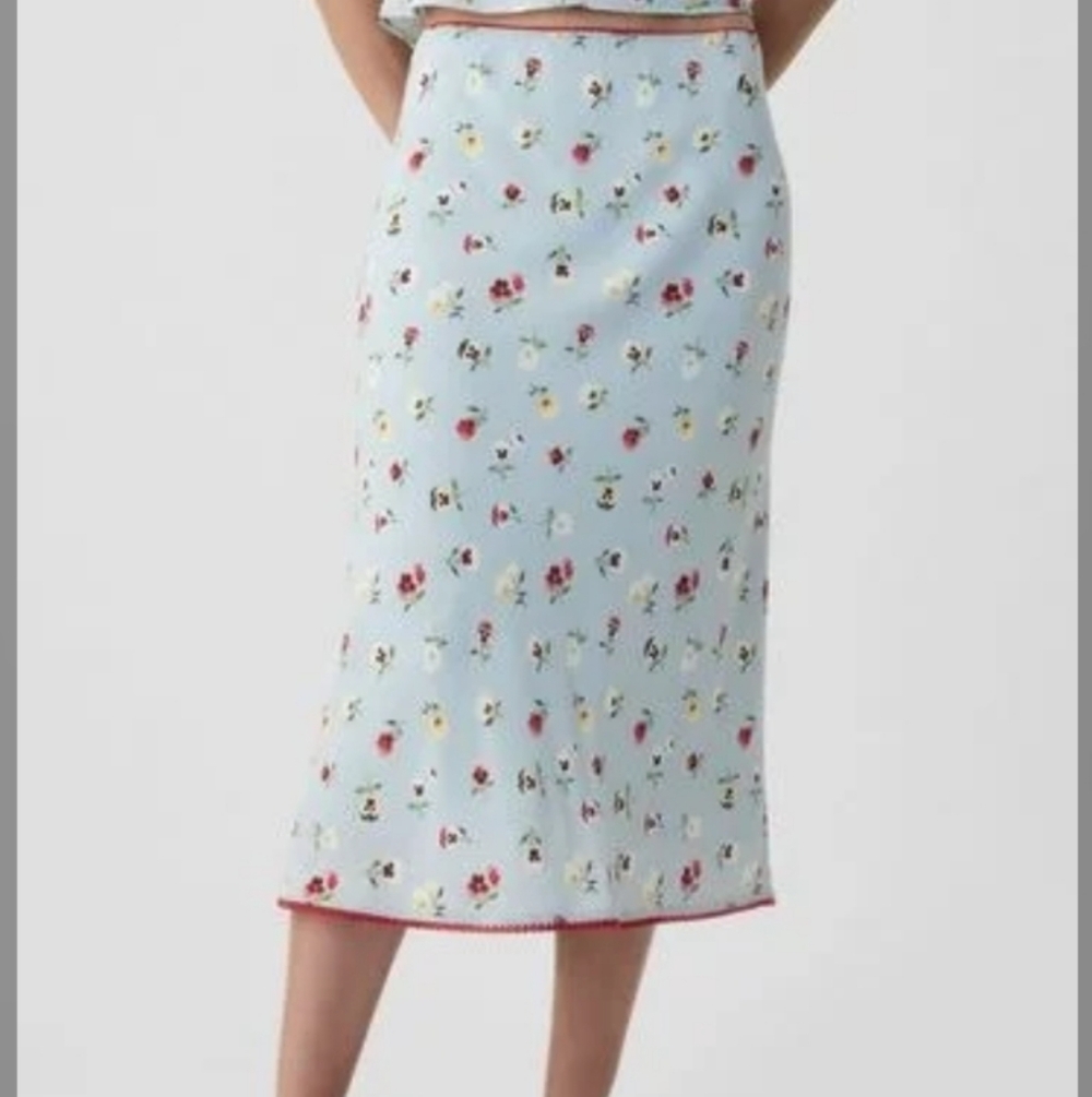 Gap x Doen Floral Skirt